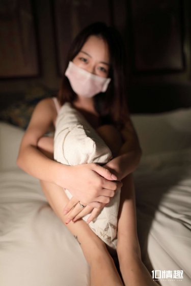 这个姿势夹的好紧